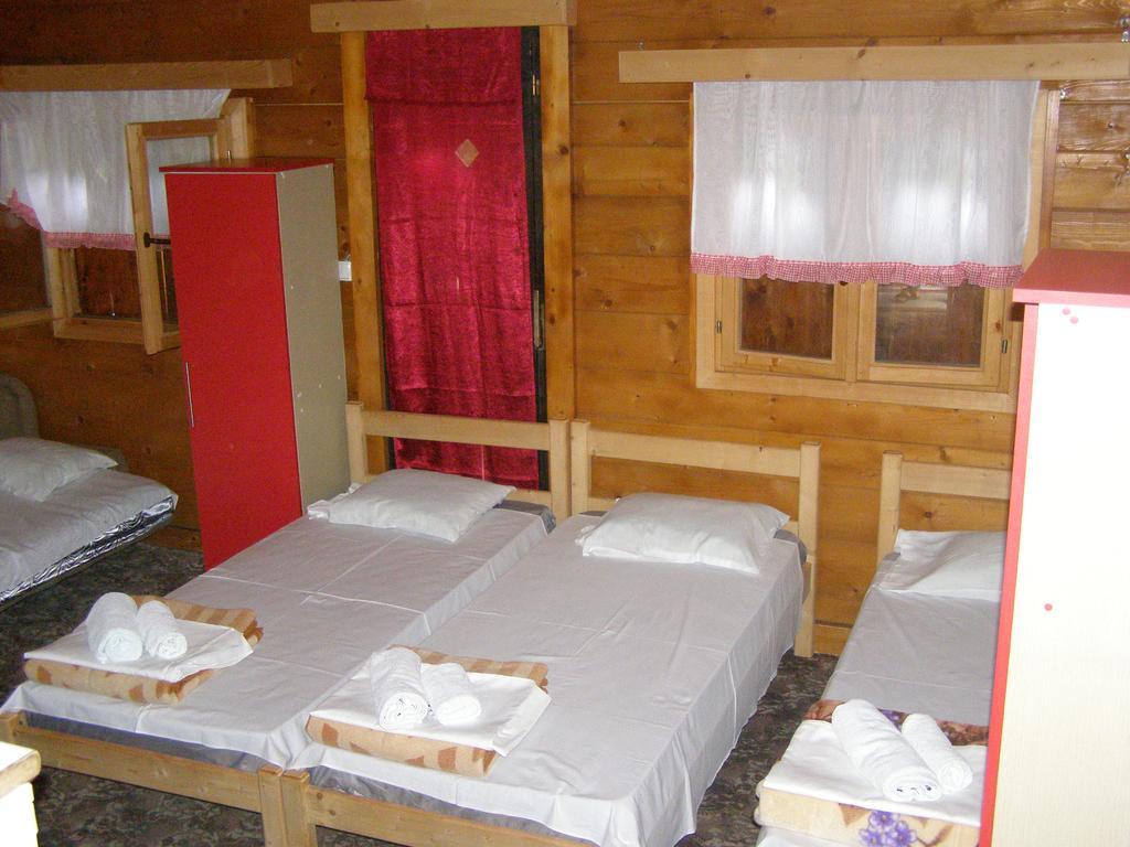 Guesthouse Kuzmanovic Guca Exterior photo